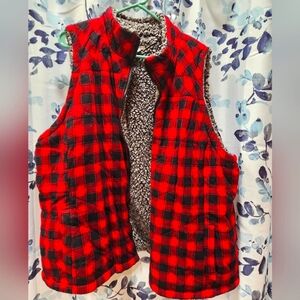 Maurices Size 3 Buffalo Plaid Vesr